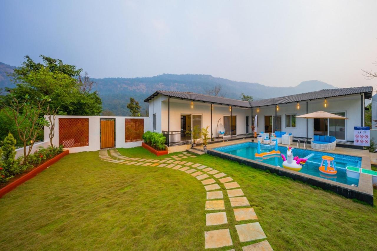 Saffronstays Turquoise Maison, Карджат Екстер'єр фото